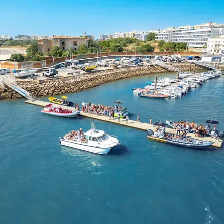 Poseidon - Com Piscina Aquecível E Bbq Na Marina